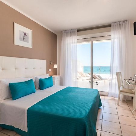 Hotel Soraya - Spiaggia Sawasdee Riccione Extérieur photo