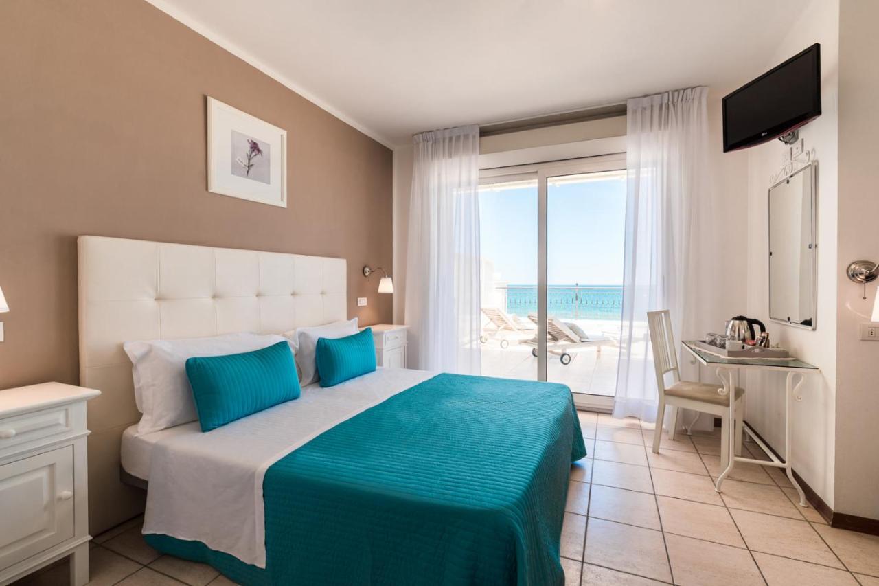 Hotel Soraya - Spiaggia Sawasdee Riccione Extérieur photo