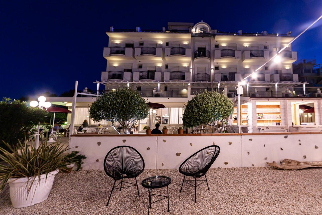 Hotel Soraya - Spiaggia Sawasdee Riccione Extérieur photo